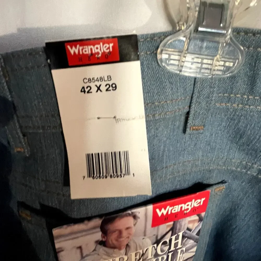 Wrangler Hero Jeans Men's 42 x 29 Stretch extensible NWT flaw discoloration